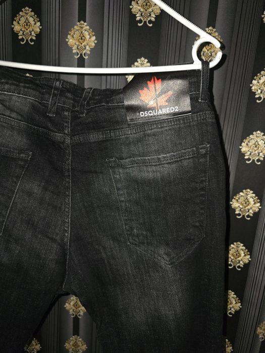 Blugi dsquared2 full black
