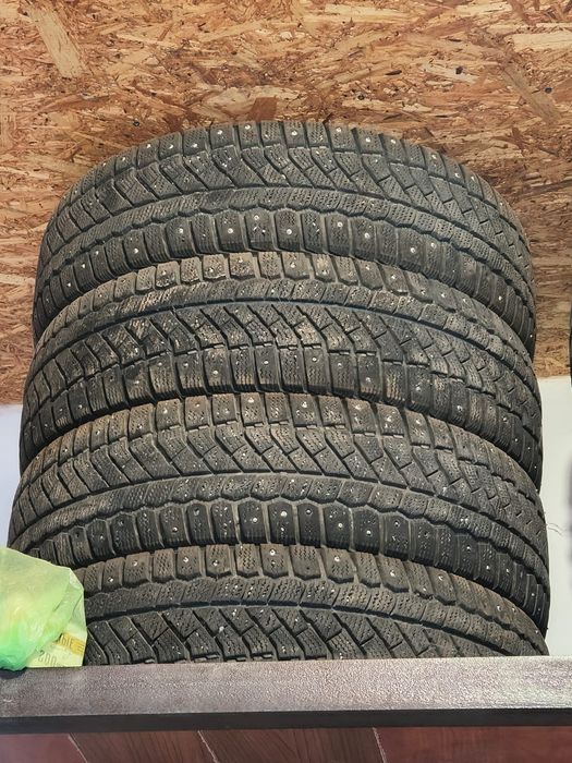 Зимний покрышки R15