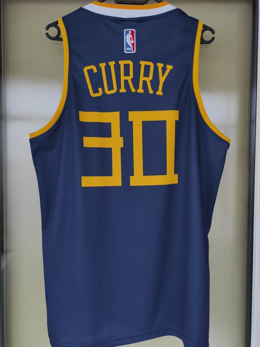 Maieu Curry Golden State