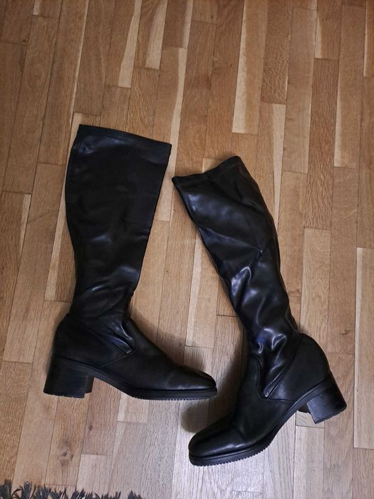 Дамски кожени черни ботуши Rieker без цип, нови №41