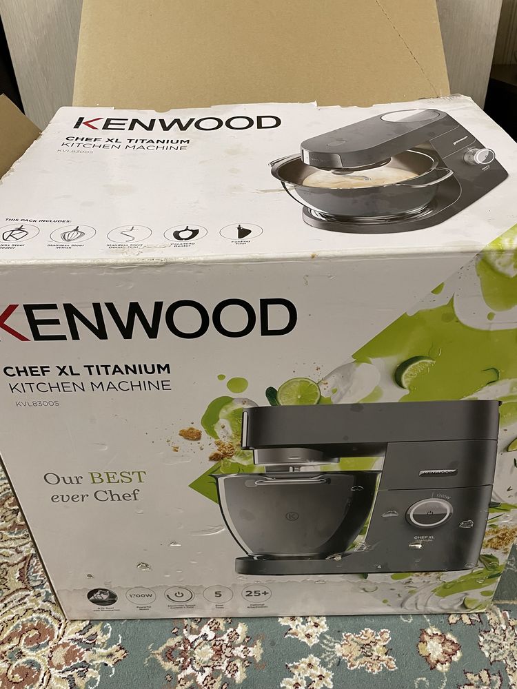 Продам KENWOOD кухонный.