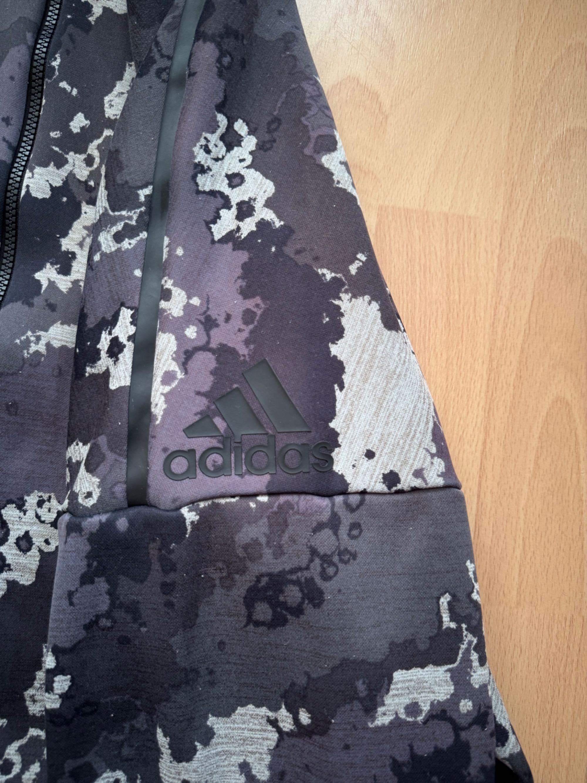 Мъжки суичър Adidas XL размер
