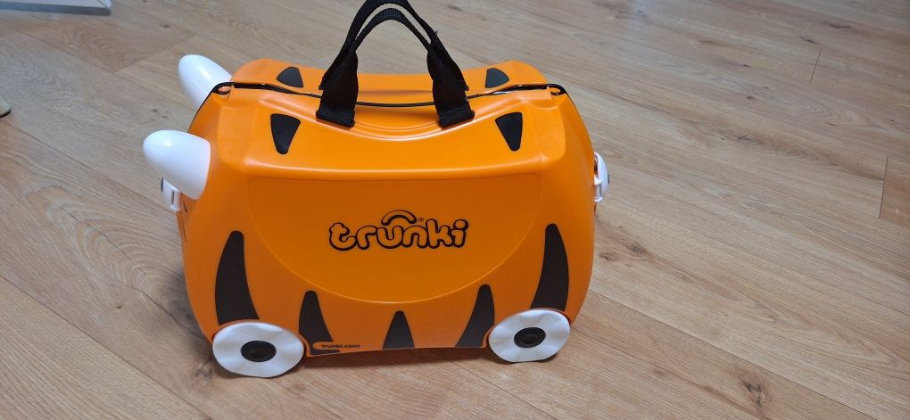Детски куфар за яздене Trunki
