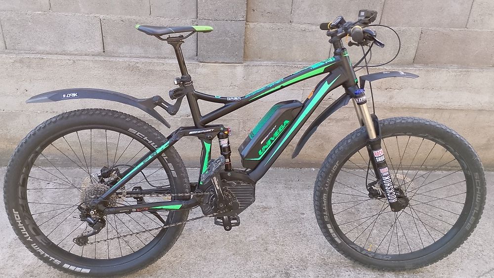 Vând bicicletă electrica full suspension
