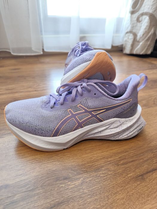 Asics Novablast 3