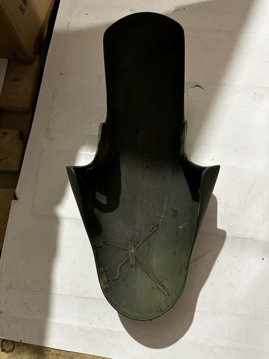 Калник преден Yamaha R6 2000г