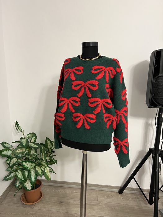 Pulover Debut iarnă verde roșu cu fundițe 3D în relief