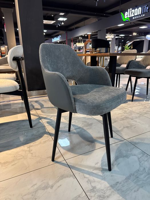Stul aylanadigan Bugatti