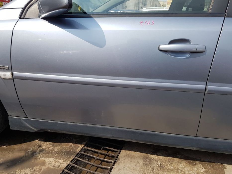 Usa / Portiera Stanga Fata Opel Vectra C NFL / Non Facelift Break / Combi / Caravan 2002 - 2008 Cod Culoare Z163