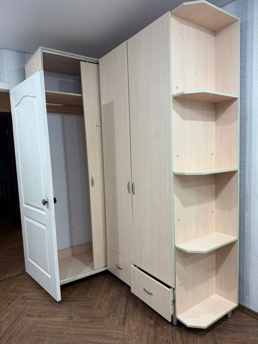 Шкаф угловой в любую комнату