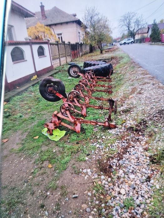 De vânzare cultivator