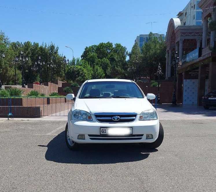 Корейская LACETTI.  Состояние отличное!