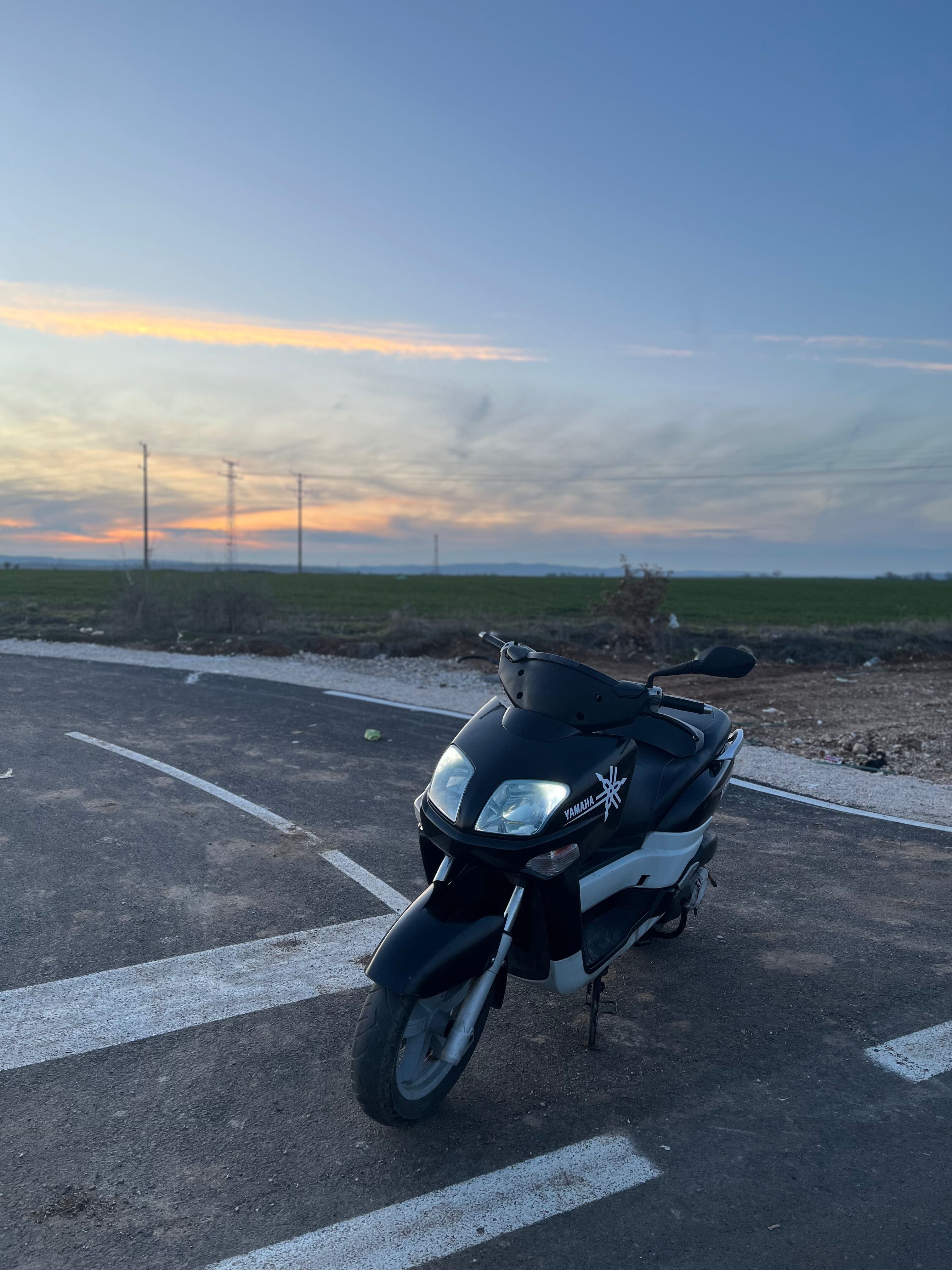 Yamaha Versity 300