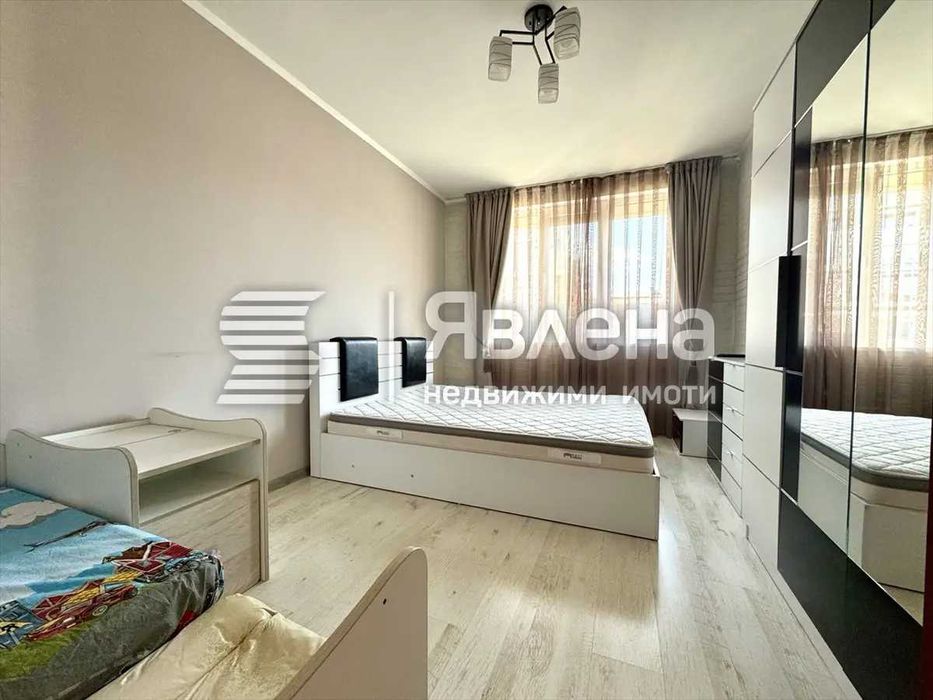 Дава се под наем Тристаен апартамент в Пловдив, Гагарин - 73 кв.м за 450 € - Снимка #2