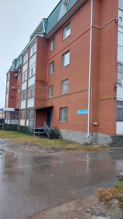 Продам 4 комнатную квартиру