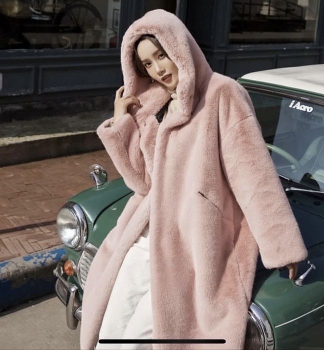 Шуба искусственная с капюшоном