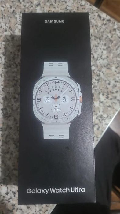 Galaxy Watch Ultra sau schimb cu s24