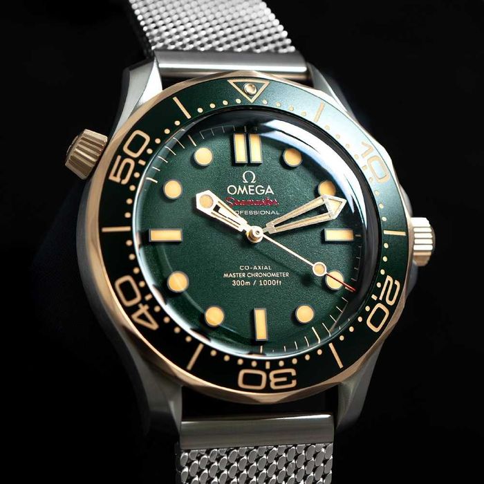 Мъжки Часовници Seamaster Diver 300M зелено