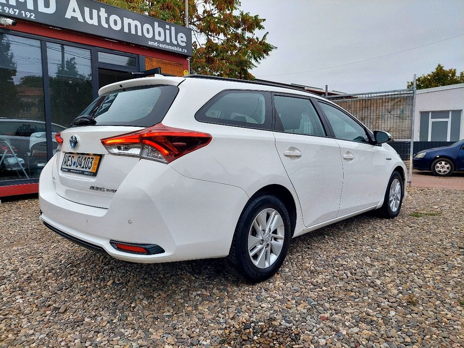 Toyota Auris 1.8 Hybrid 06/2016 Euro6 Touring Sport 136CP