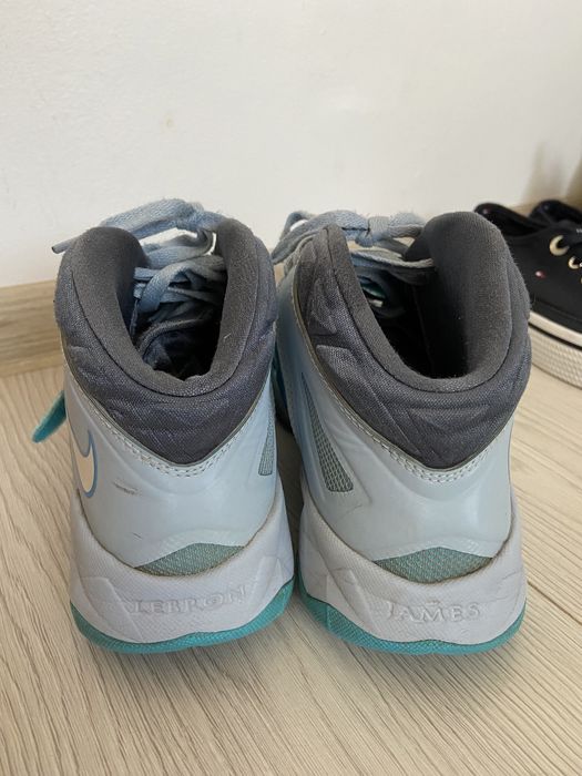 Nike Jebron James