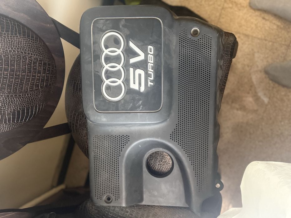 Кори за двигател Audi TT 8N