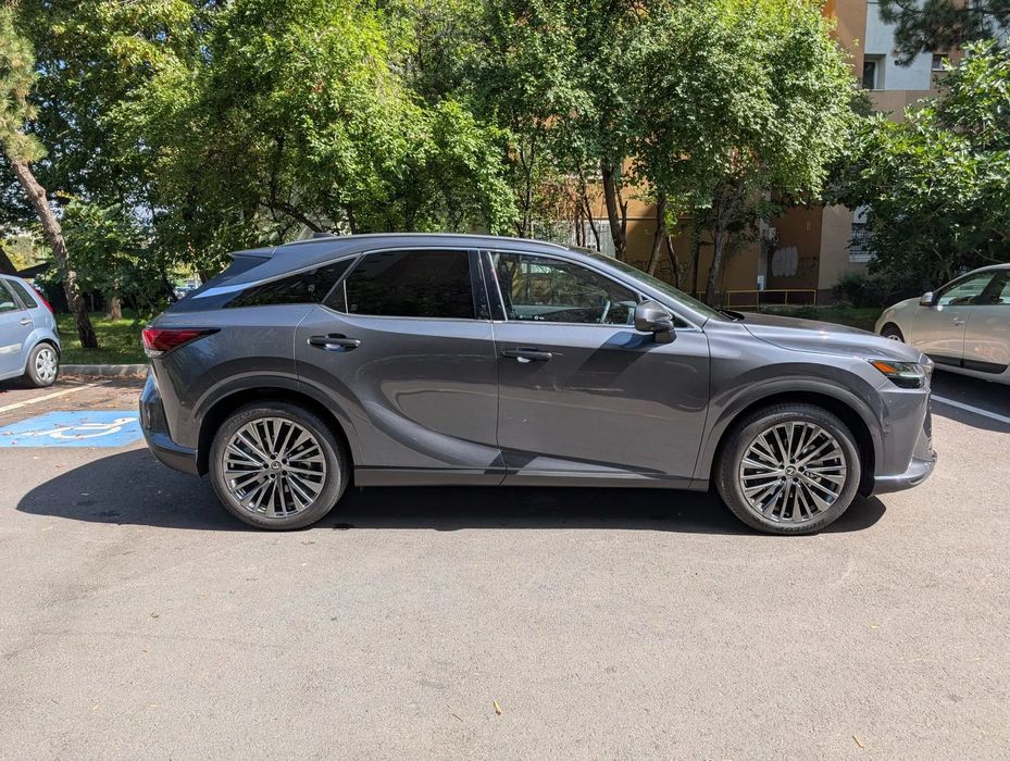 Lexus Seria RX Lexus RX350H Luxury (cititi anuntul)