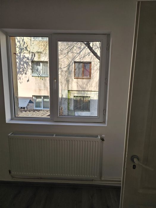 Vand apartament 2 camere