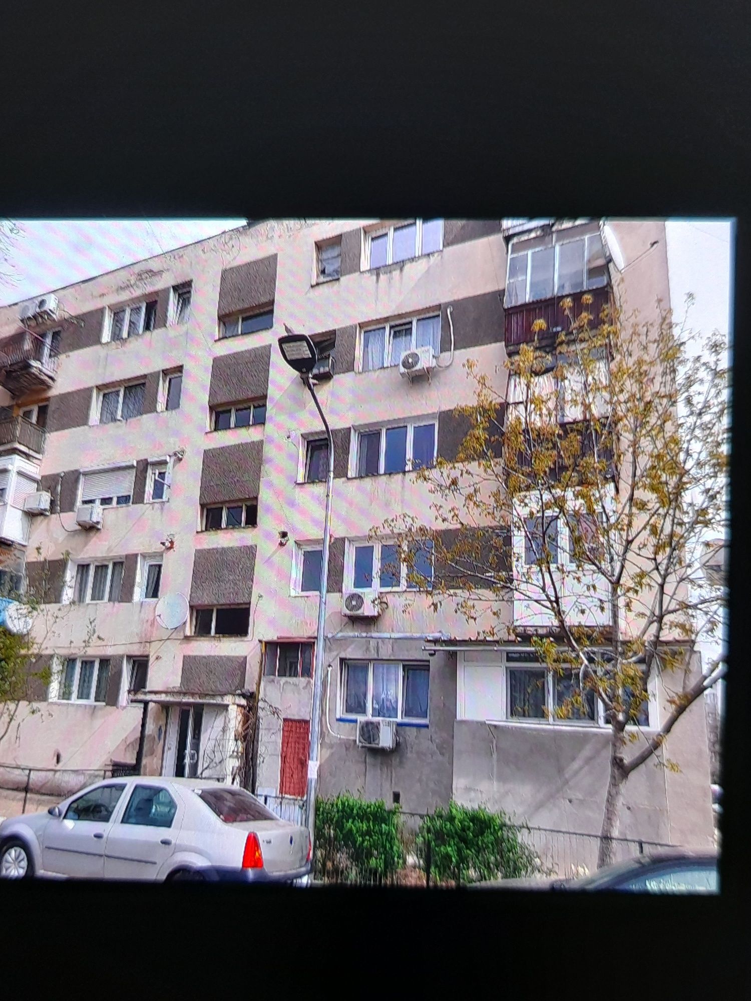 Vând apartament cu 4 camere aleia imensului