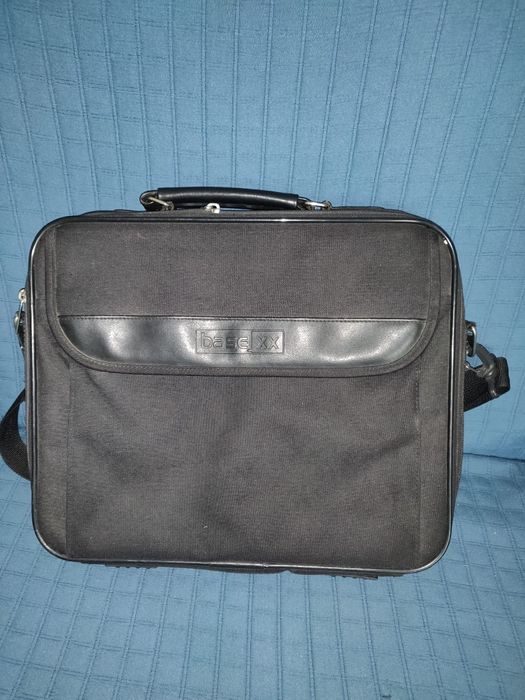 Geanta pt laptop base XX