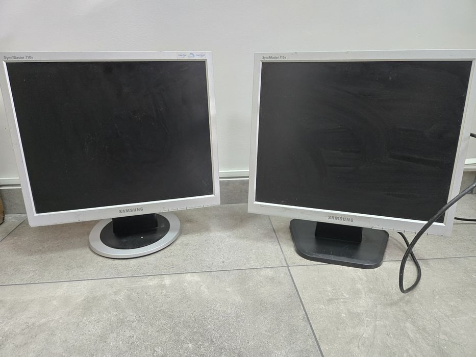 Монитор 17 Samsung 710N