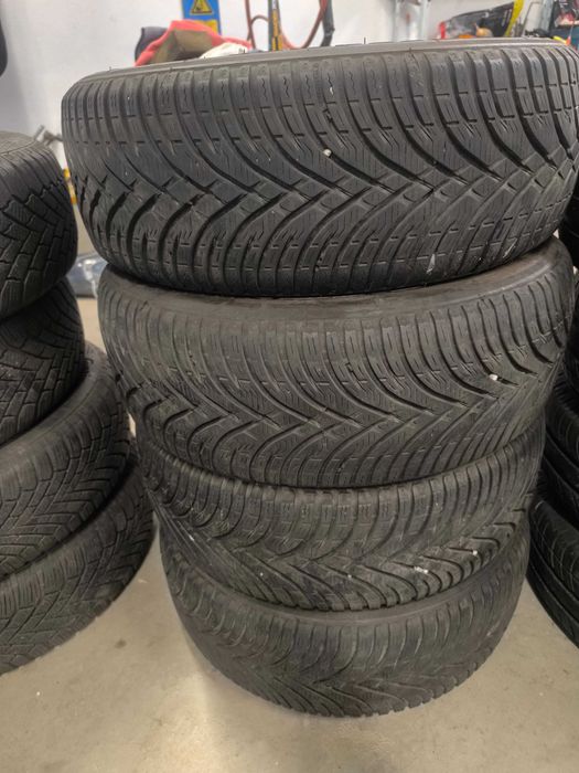 Зимни гуми 16 цола bfgoodrich 195/55/16 4 бр DOT 2721