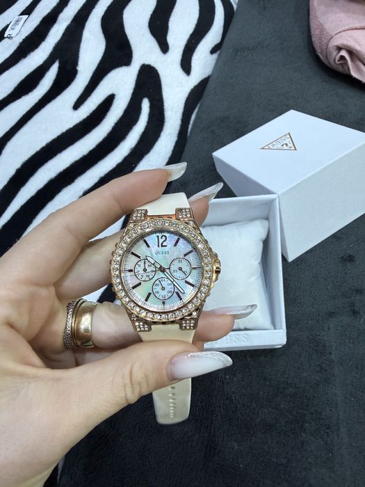 Vand ceas guess dama