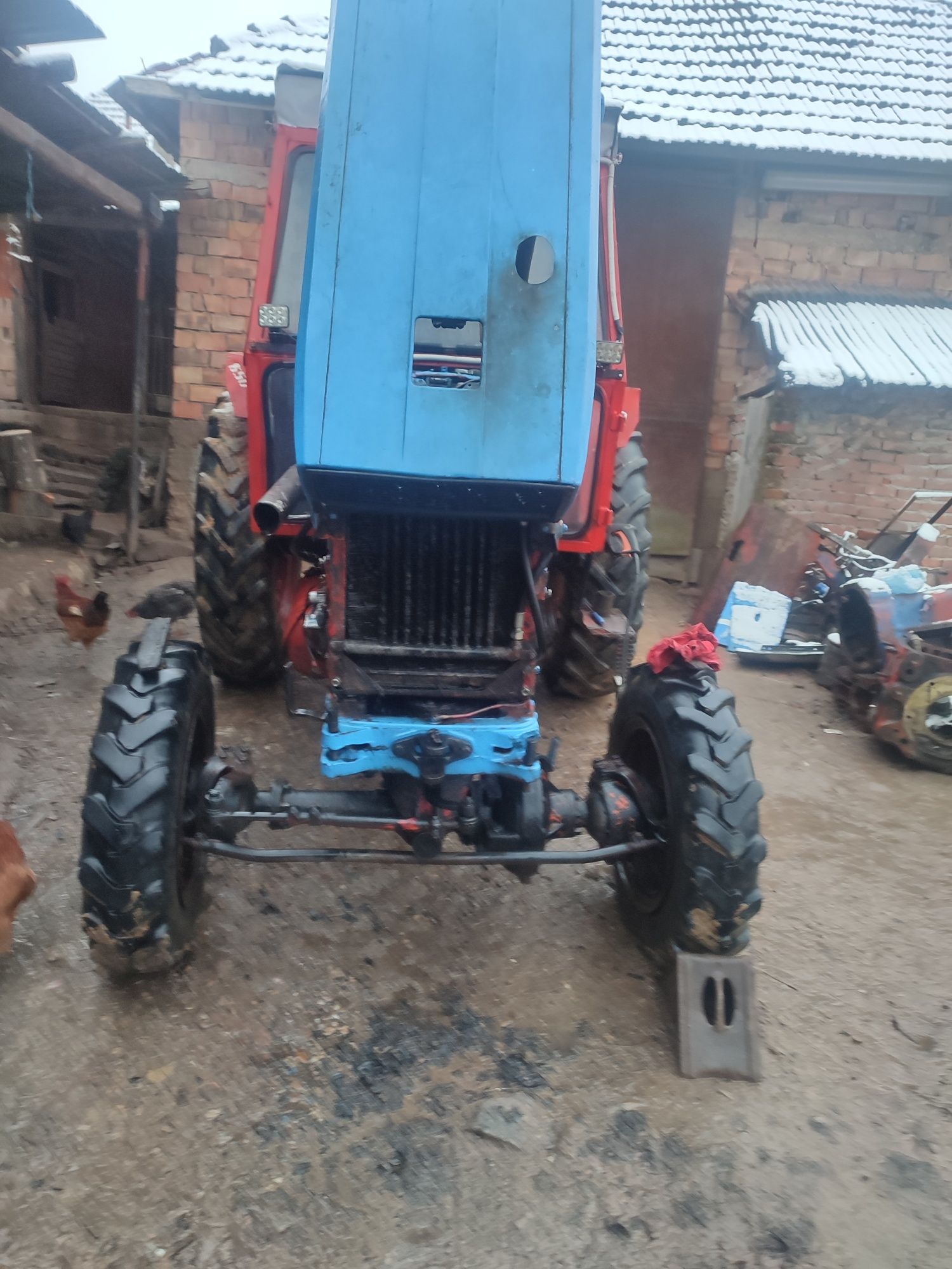 Vând, cabină tronconică (trapeză), punte față tracțiune tractor U650,