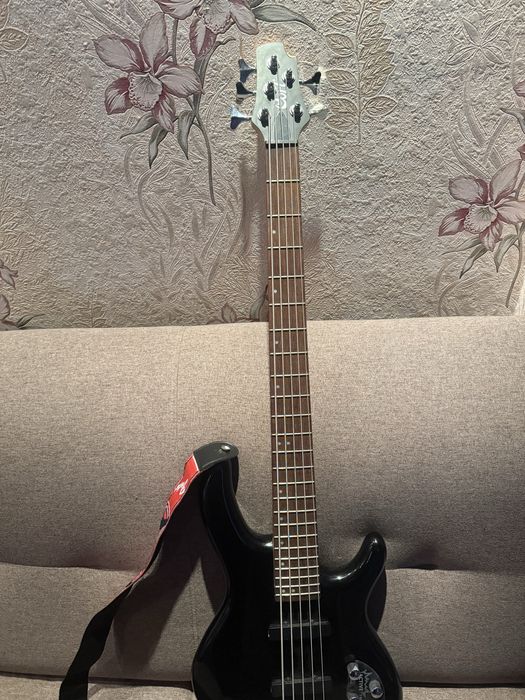 Бас Гитара Cort action bass 5