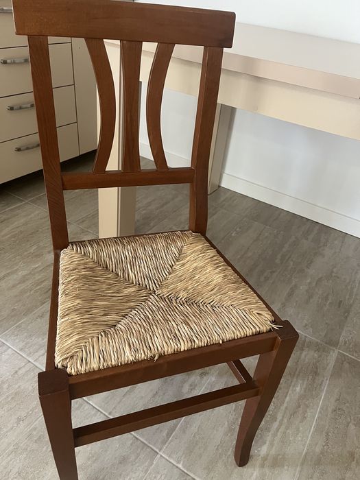 Vand 6 scaune bucatarie