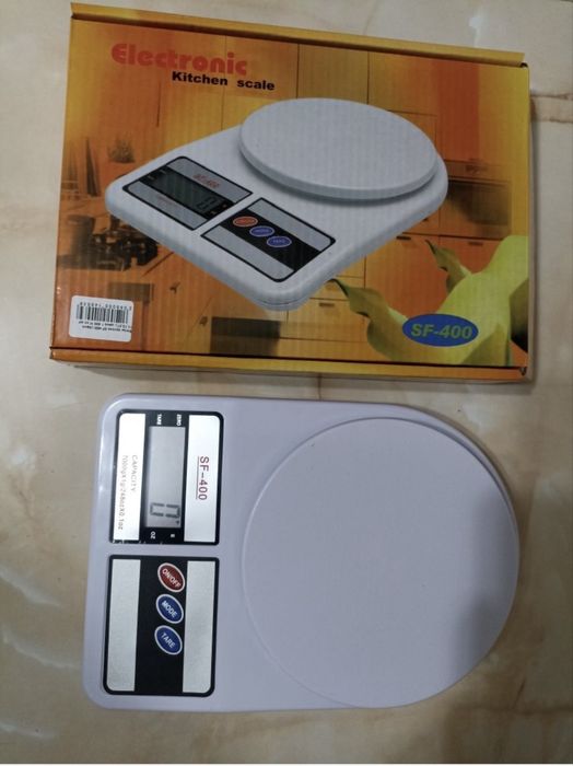 Продаем Новые Кухонные весы SF-400 белый