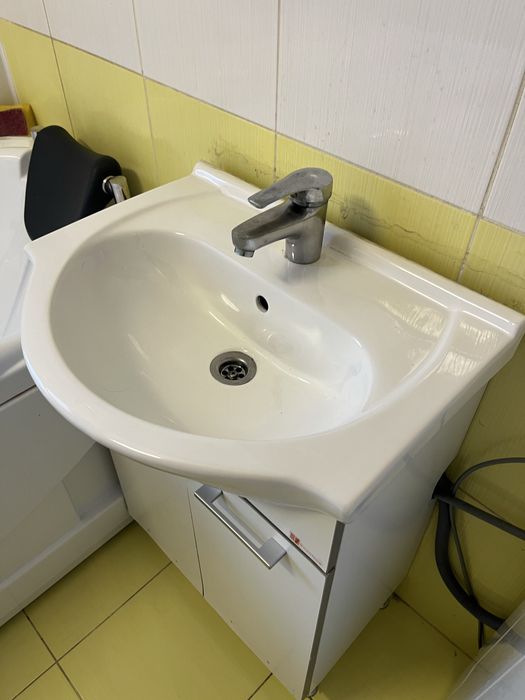 Chiuveta masca si oglinda