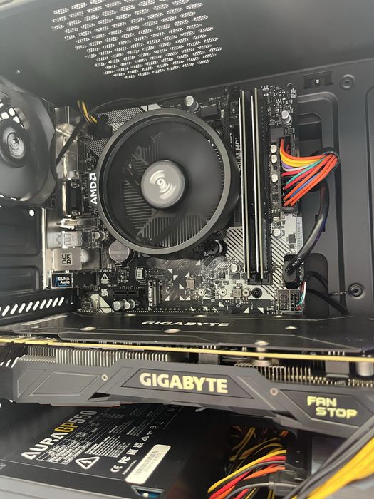 Геймърски комопютър AMD Ryzen 5 1600, GTX 1070 8GB, 16GB ram