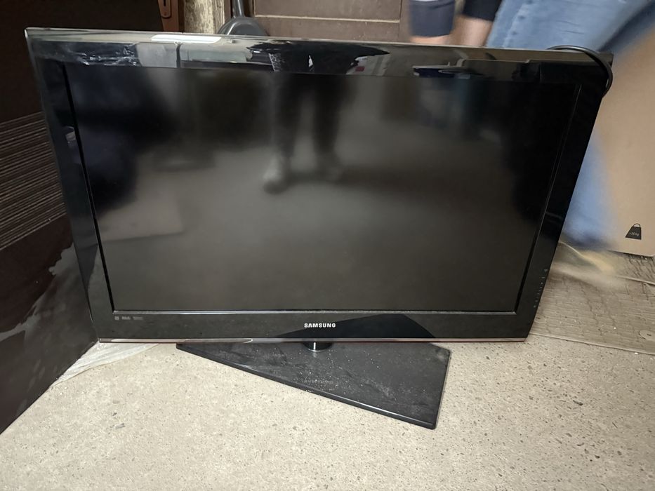 Vand televizor Samsung 150 lei