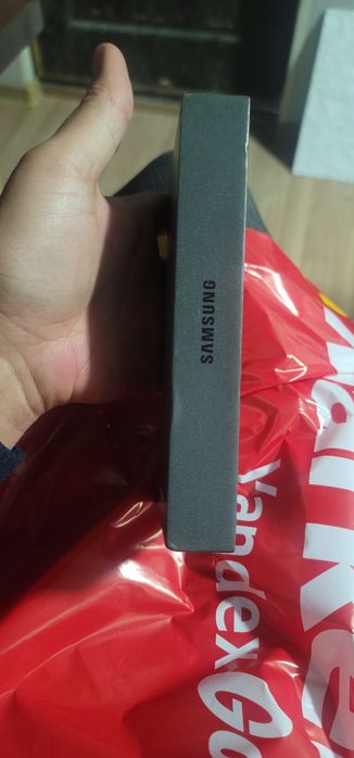 Samsung Galaxy S25 FE NEW