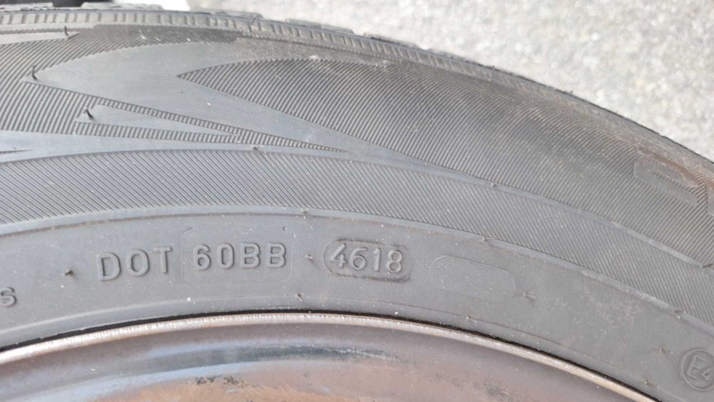 Cauciucuri Iarna Nokian 215/65 R16 pe jante otel Mitsubishi ASX