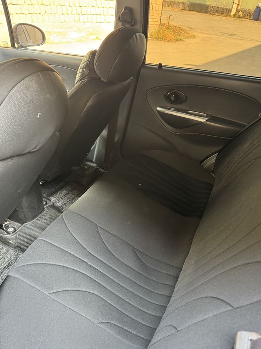 Матиз Бест   Йили 2012  2 та петно  бор .