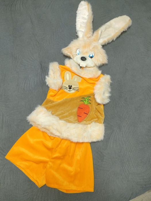 Продам детский карнавальный костюм !