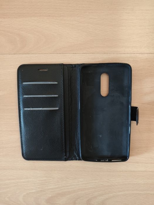 Продам чехол книжка