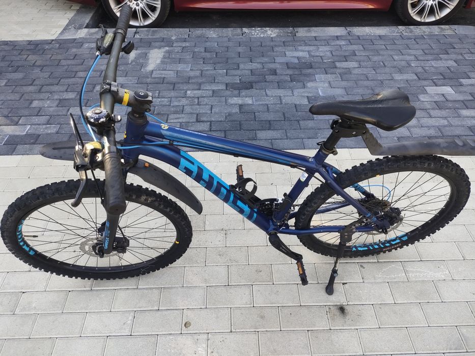 Bicicleta Ghost  26" Base black/blue
Cadru: Aluminiu

Marime:
Furca: G