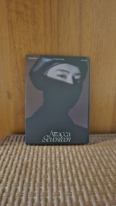 Албум Seventeen - 9th Mini Album Attacca Carat Ver. Hoshi