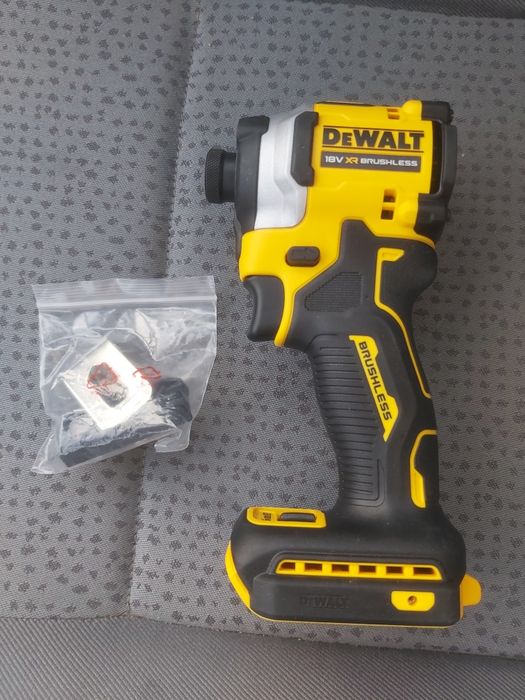 Vand Dewalt DCF 850 N XR autofiletanta masina insurubat