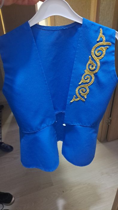Национальная жилетка для девочки