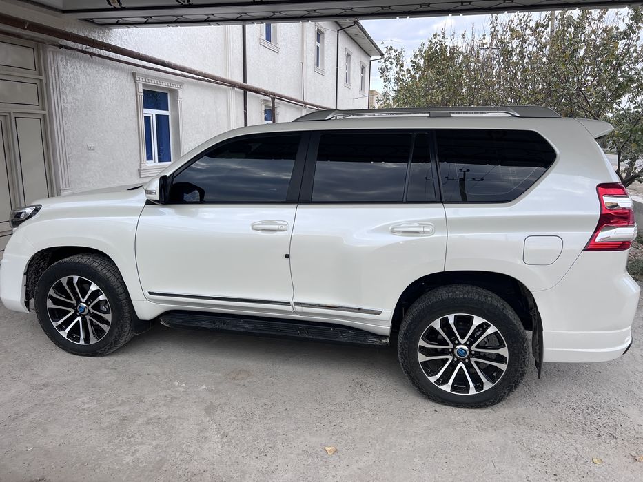 Tayotta Land Cruser xizmati