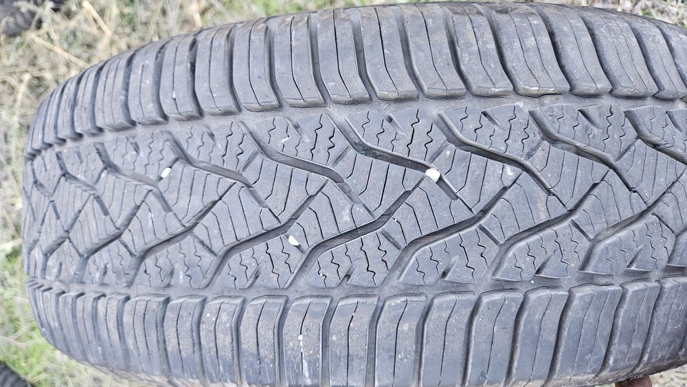 2бр гуми 195 50 15 дот 22 барум